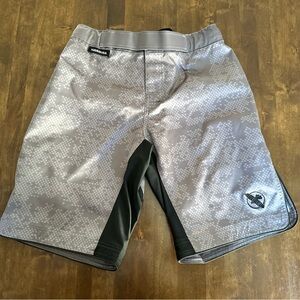 Hayabusa MMA Training Fight Shorts Grey Black Small Men’s BJJ Kickboxing Gym